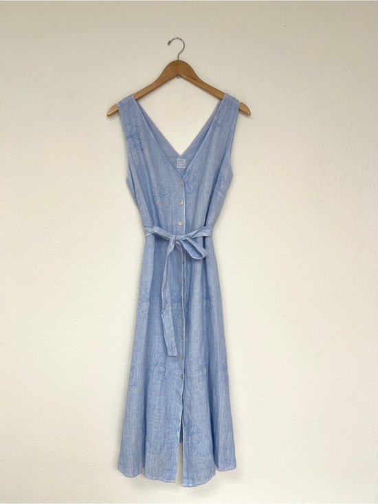 120% Lino Dresses & Skirts - 120% LINO dress / light blue V neck sleeveless belted midi / size 10